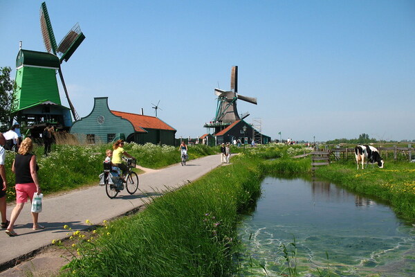 Gemeente Zaanstad zet door in watertoeristenbelasting, HISWA-RECRON zwaar teleurgesteld