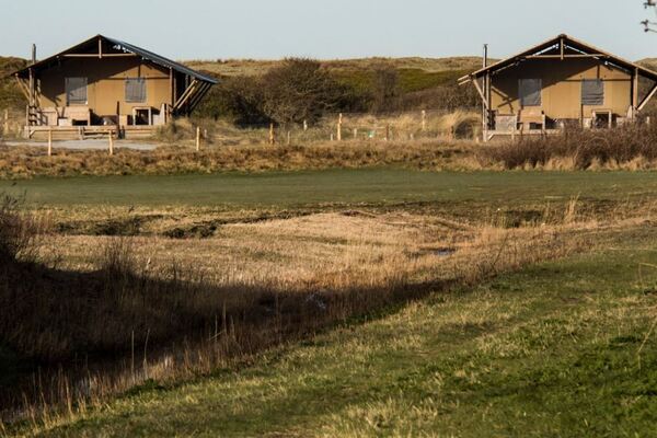 HISWA-RECRON ontzet over tweede poging inperking omzettingsrecht kampeerplaatsen Texel