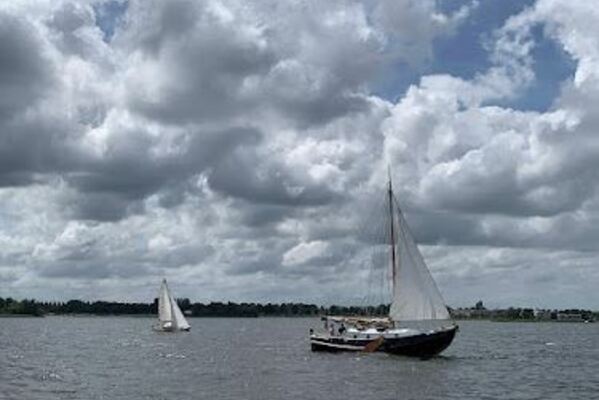 Exorbitante verhoging waterverblijfsbelasting Aalsmeer tegengehouden

