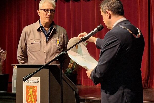 Koninklijke onderscheiding voor recreatieondernemer en oud-bestuurder Peter van Oost